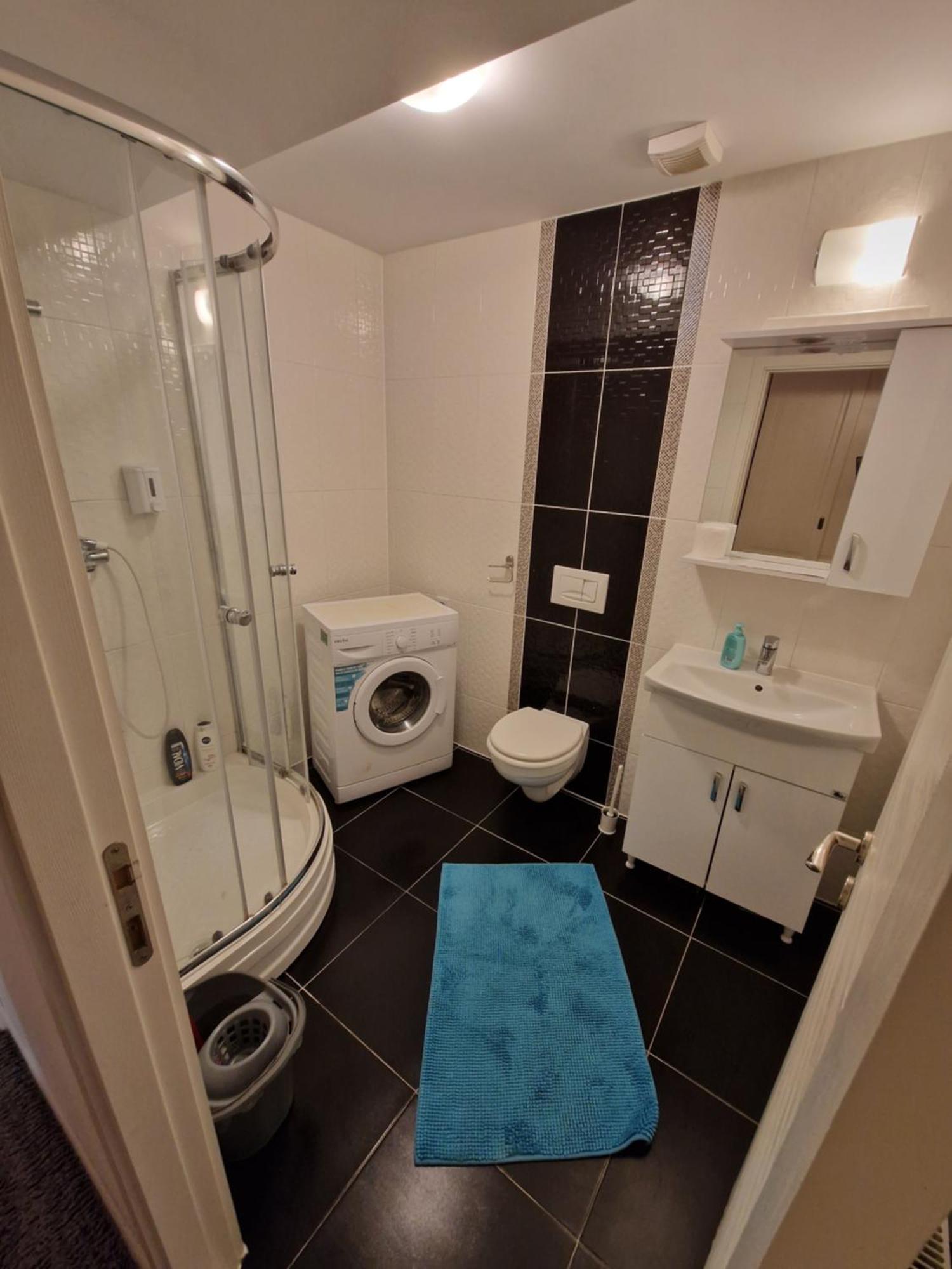 Wizz Pilot Residence Otopeni Bagian luar foto